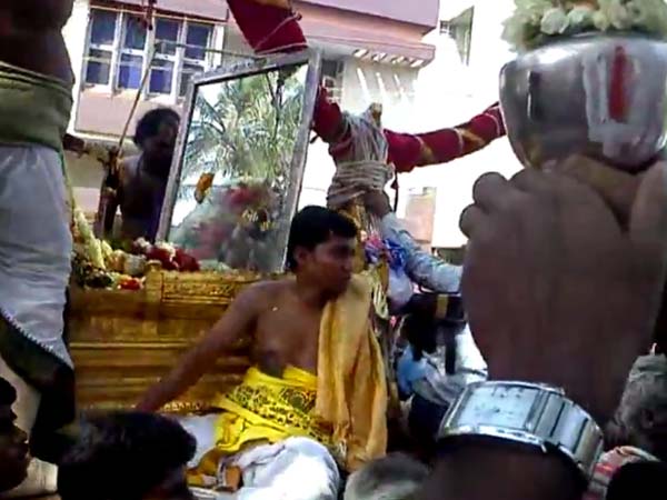 அனுமதி மறுப்பு