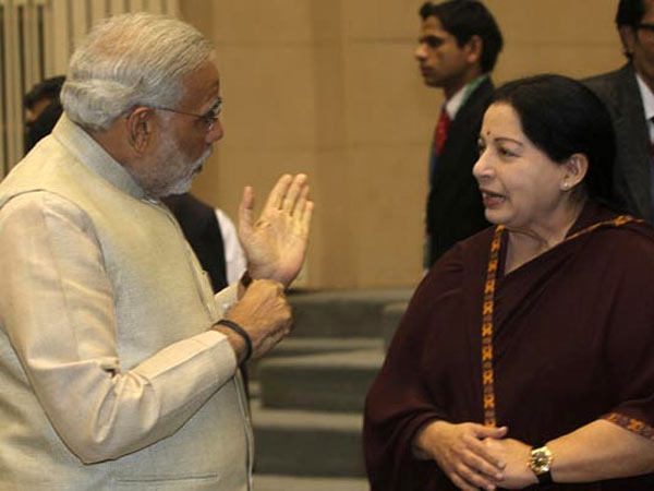 மோடியா, லேடியா?