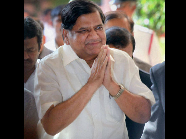 மூன்று முதல்வர்கள்