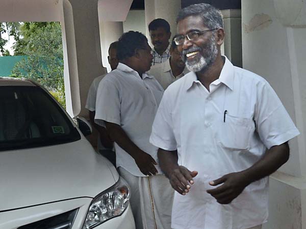 Anti-nuclear movement leader SP Udayakumar S.P.Udayakumar gets bail Anti-nuclear movement leader SP Udayakumar S.P.Udayakumar gets bail