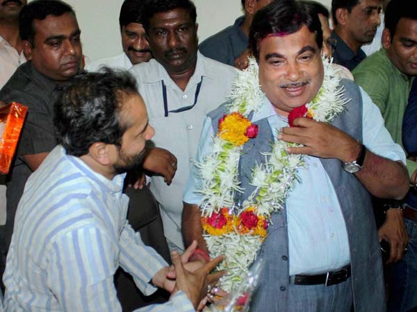 தனிப்பெரும்பான்மை