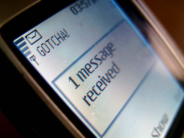 Omar Abdullah revokes ban on prepaid SMS to win over people Omar Abdullah revokes ban on prepaid SMS to win over people