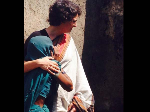 Rahul Gandhi and Priyanka visit Amethi