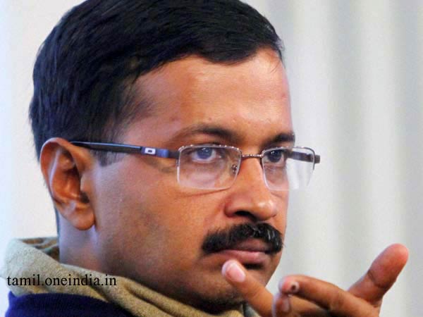 போலீஸாருடன் மோதல்