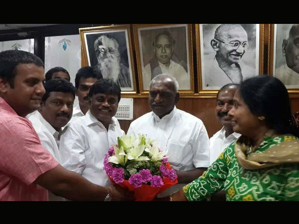 வானதி வாழ்த்து