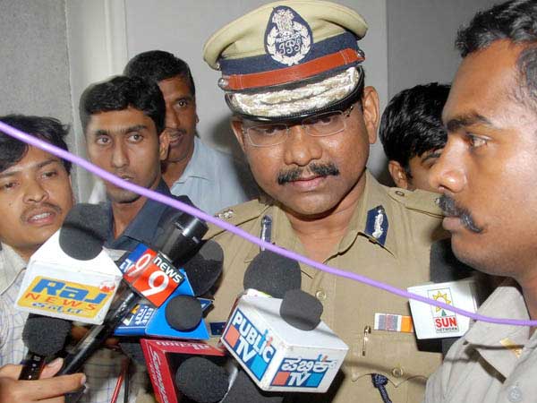 Police personnel stage protest in Bangalore
