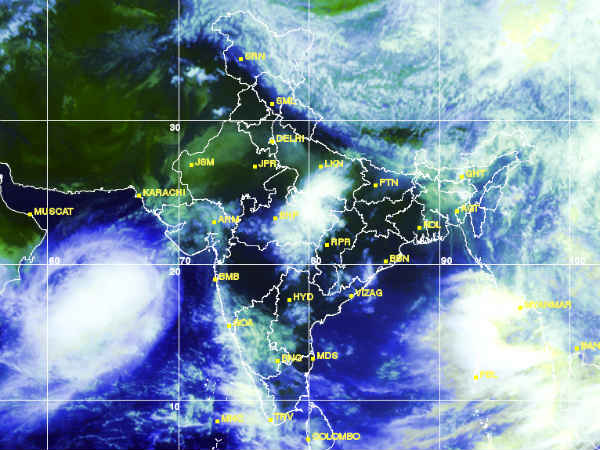 மேற்கு திசையில் நகரும் புயல்