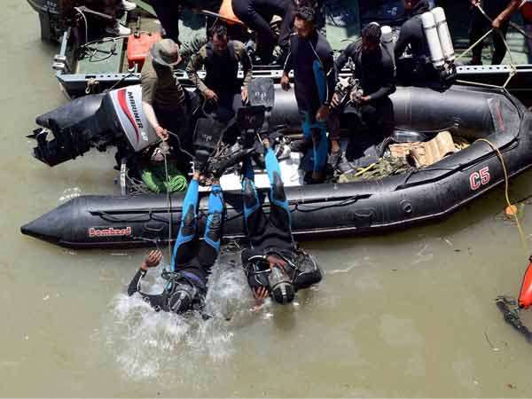 நவீன கேமரா உதவியுடன்