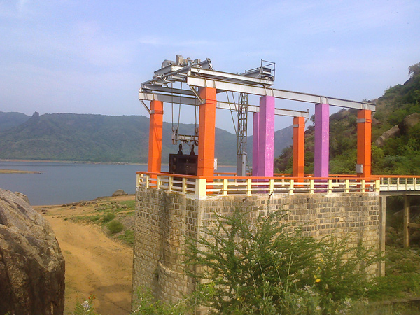 குடிநீர் தட்டுப்பாடு குடிநீர் தட்டுப்பாடு