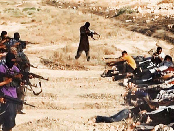 கொத்து கொத்தாக சுட்டுக் கொன்று...