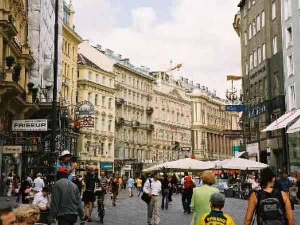 ஜொள்ளு விட்ட ஆண்கள்: ஜொள்ளு விட்ட ஆண்கள்: