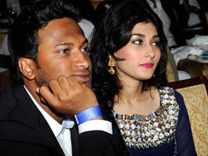 Bangladesh Police Arrest Man for 'Harassing' Shakib Al Hasan's Wife Bangladesh Police Arrest Man for 'Harassing' Shakib Al Hasan's Wife