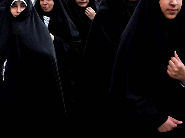 பெண்கள் போராட்டம்