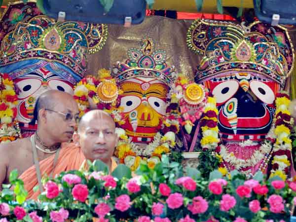 சங்கராச்சாரியார் புறக்கணிப்பு