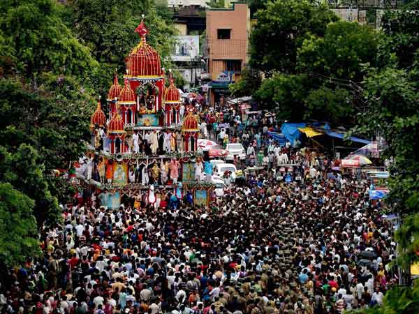 ஊர்வலம்