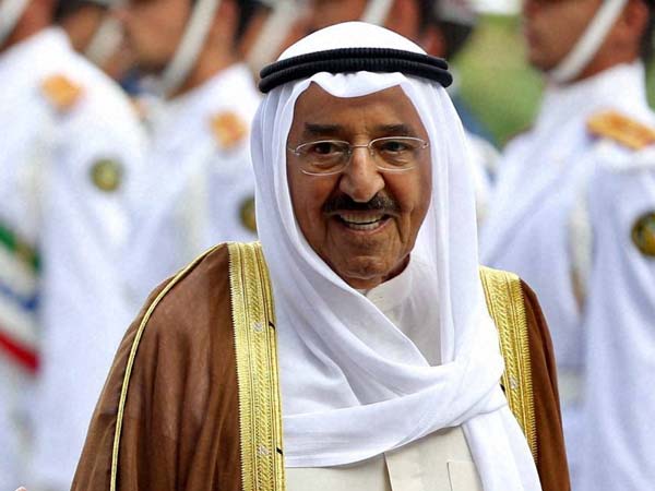 மத அடையாளங்களைத் துறந்து