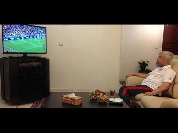 உடையைக் களைந்தது முதல் முறை