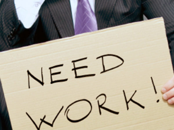  முதுகலை பட்டதாரிகள்: