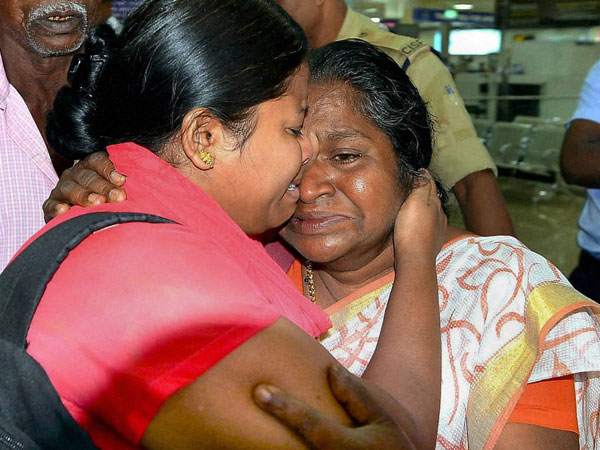 இரட்டையர் நர்ஸ்கள் இரட்டையர் நர்ஸ்கள்