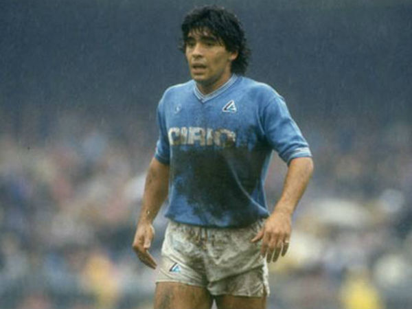 இன்டர்போல் உதவியுடன் இன்டர்போல் உதவியுடன்