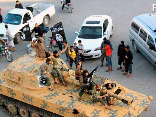 நான்கு இளைஞர்கள் நான்கு இளைஞர்கள்