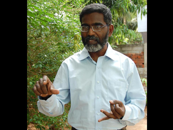 ஜிதேந்திரா சிங்கைப் பார்க்க முடியவில்லை