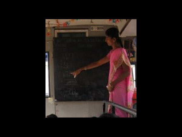 தொடங்கியது போராடடம்