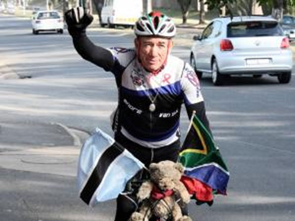 காருக்குள் சாதனை: