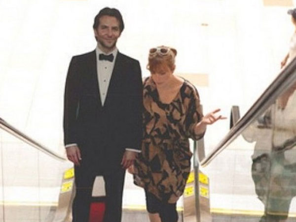 எங்கேயும், எப்போதும்...