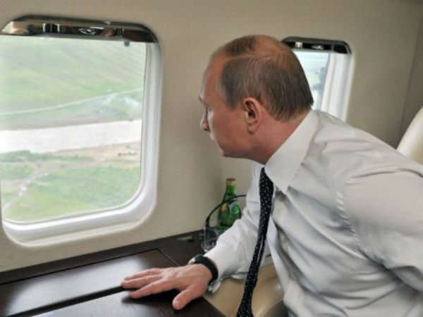 புதின் விமானம் 