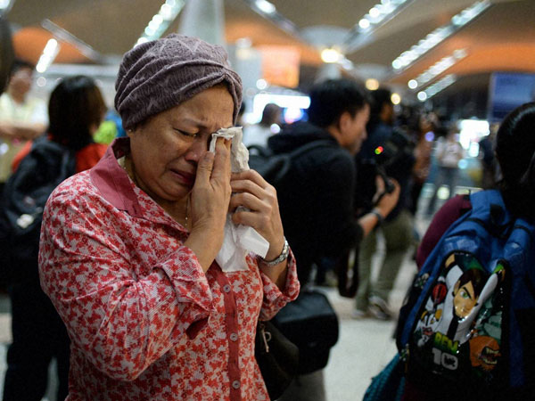 கண்ணீர்க் கடலில் குடும்பம்