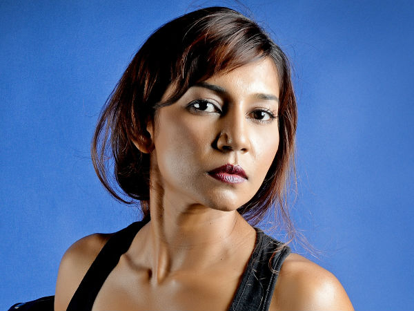 புகழை விரும்பாத ஜெயா