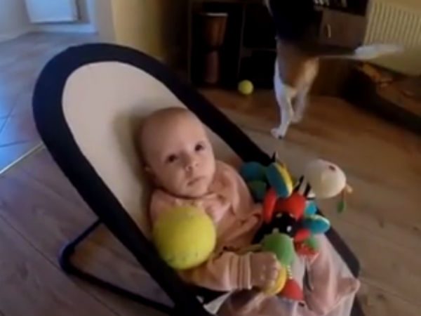 சிரிக்கும் பாப்பா....