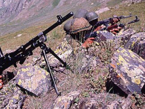 இந்திய ராணுவ முகாம்...