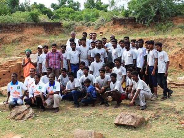 தீபச்சுடர் தொடர் ஓட்டம்