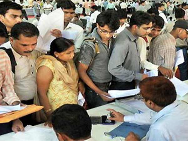 33 சிறப்புக் கவுண்டர்கள்