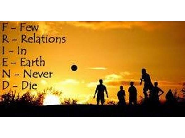 கிரீட்டிங் கார்டு தயாரிப்பாளர்களின் வேலை