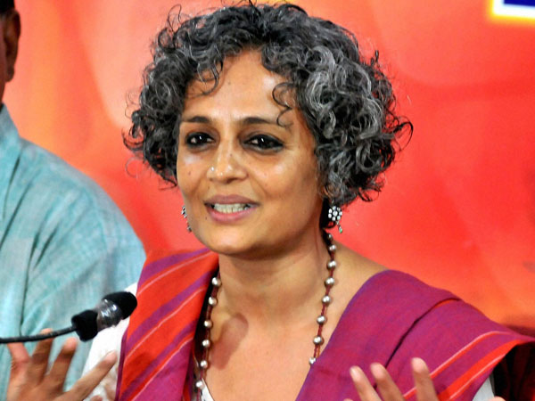 Kerala Police Seek Video of Arundhati Roy's Alleged Defamatory Speech Kerala Police Seek Video of Arundhati Roy's Alleged Defamatory Speech