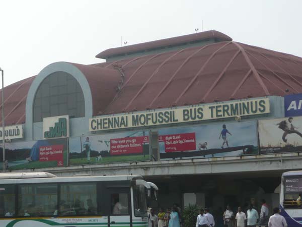 கோயம்பேடு பஸ் நிலையம்: