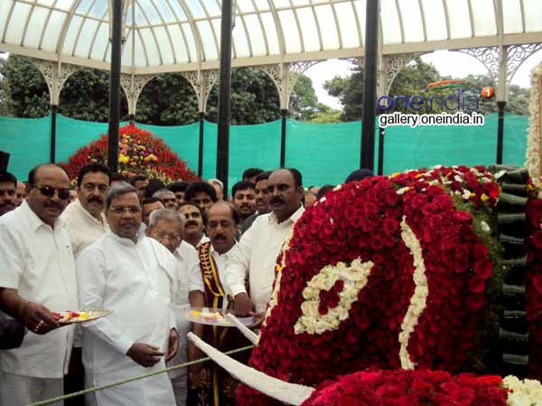 பார்த்து சார்.. பத்திரம்