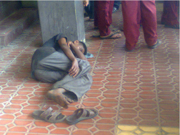 போலீஸ் வேட்டை
