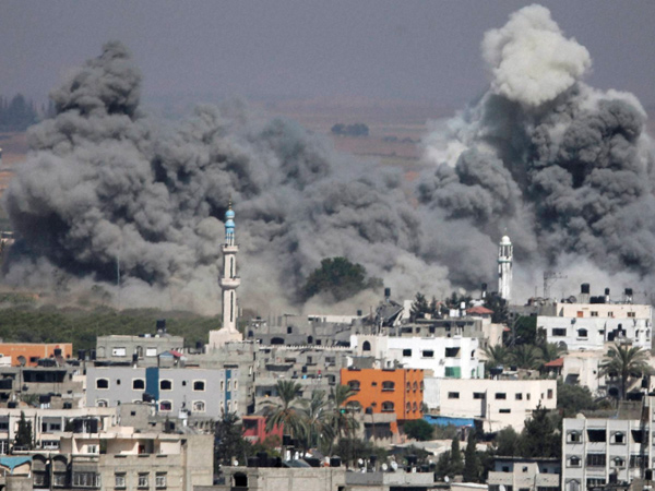 விமானத் தாக்குதல்...