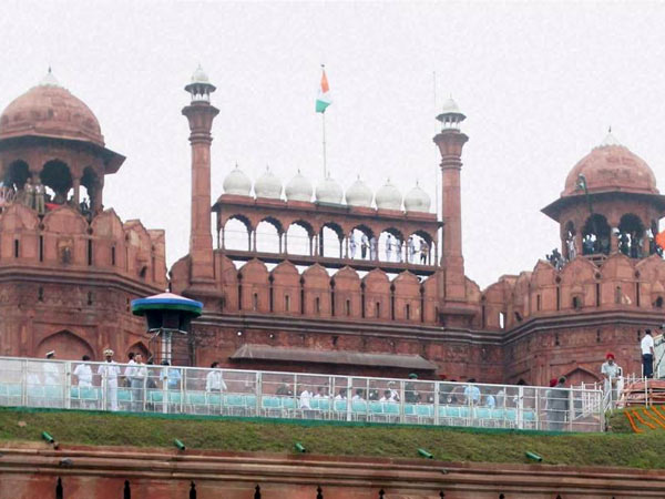 தேவையான பேருந்துகள்...