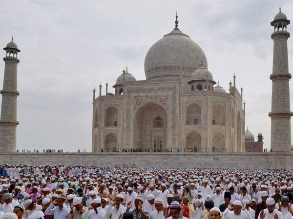 55 ஆயிரம் பயணிகள்...