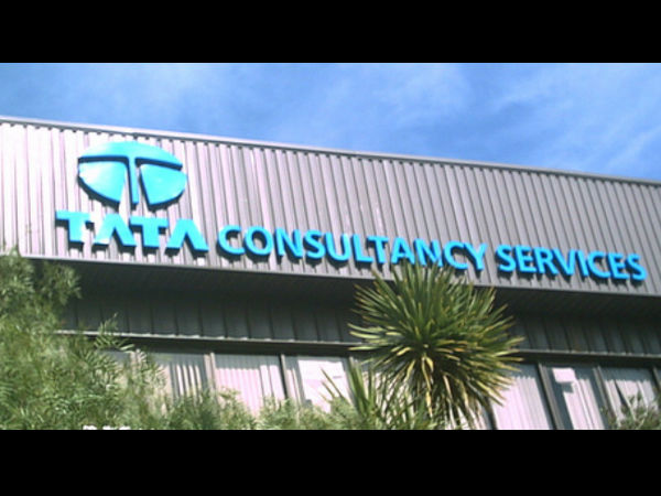 10,000 பள்ளிகளுக்கு டிசிஎஸ் உதவி