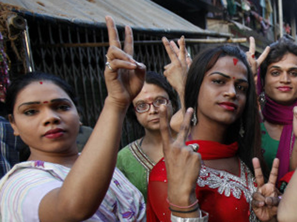 பிறந்து விட்டேன்.. என்ன செய்வது... பிறந்து விட்டேன்.. என்ன செய்வது...