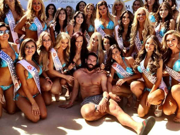 அழகிகளுடன் அமர்க்களம் செய்யும் டேன்