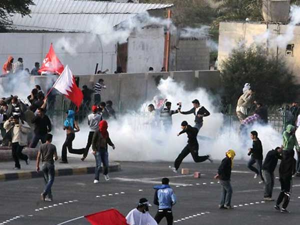 ஜனநாயகப் போராட்டங்களை ஒடுக்க...