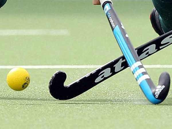 கஷ்டப்பட்டு போராடி வந்த வீரர்கள்