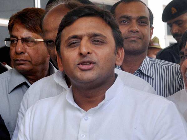 BJP more worried if Amar 'uncle' returning to SP: Akhilesh Yadav BJP more worried if Amar 'uncle' returning to SP: Akhilesh Yadav